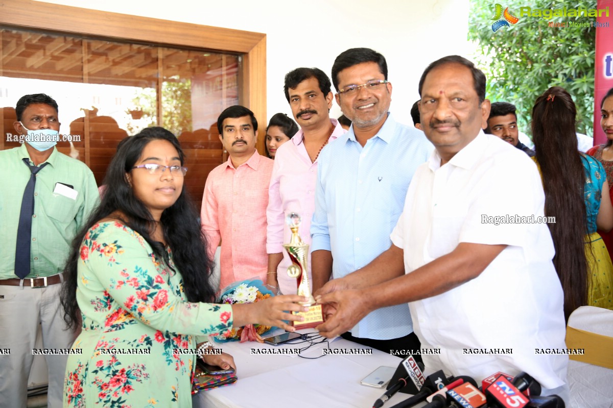 ISM Edutech Felicitates Covid Warriors