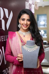 Malabar Gold & Diamonds Unveils Artistry Branded Jewellery