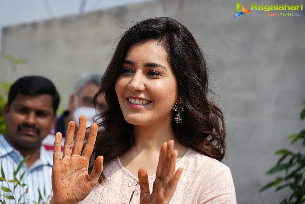 Raashi Khanna Celebrates Birthday by Planting Saplings