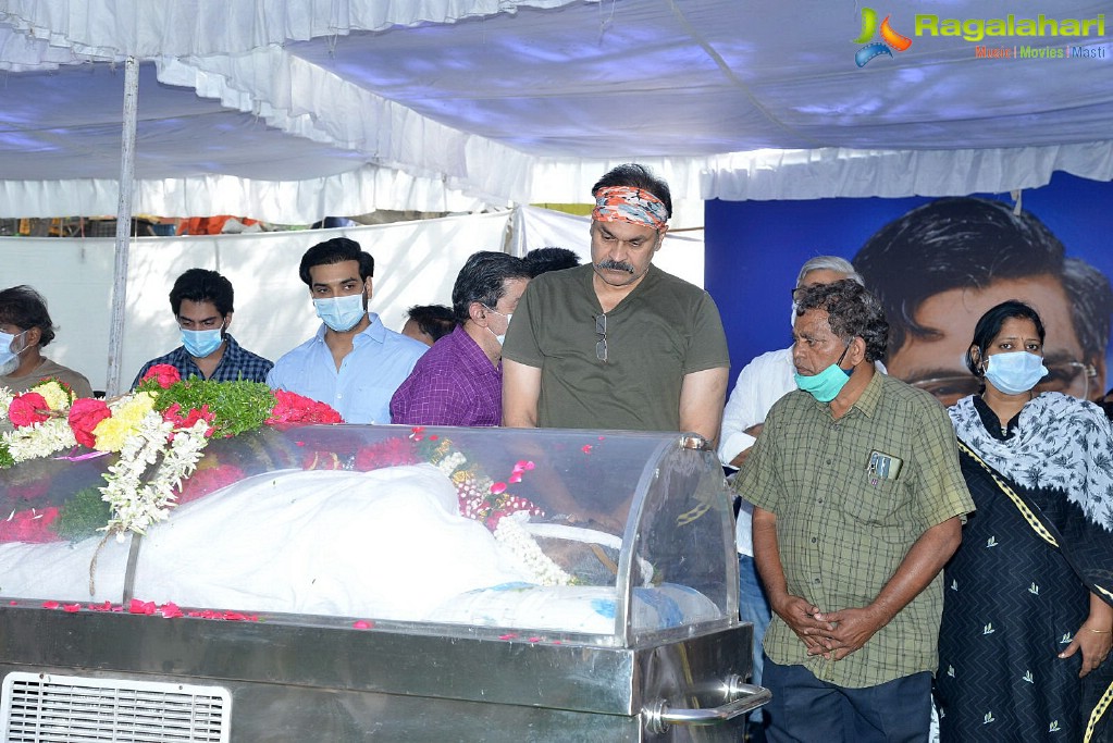 Tollywood Celebs Pay Their Last Respects to Legendary Lyricist Sirivennela Sitaramasastri Garu