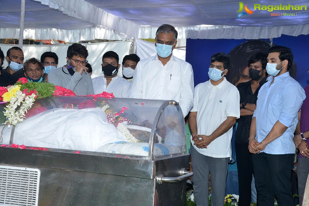 Tollywood Celebs Pay Their Last Respects to Legendary Lyricist Sirivennela Sitaramasastri Garu