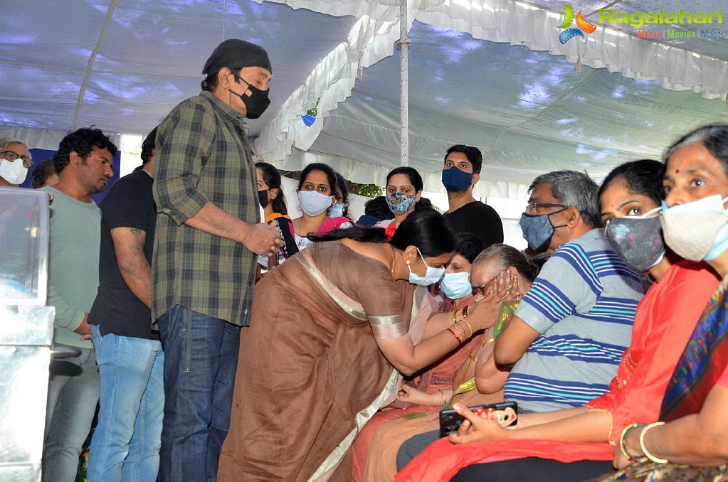 Tollywood Celebs Pay Their Last Respects to Legendary Lyricist Sirivennela Sitaramasastri Garu