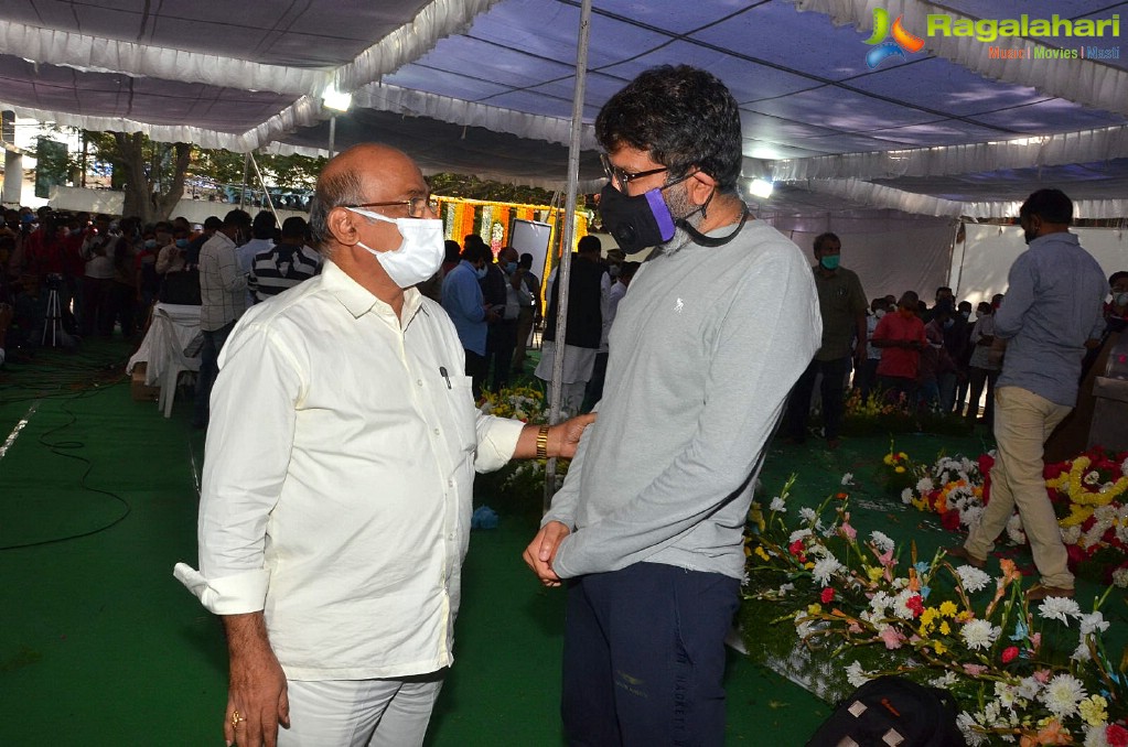 Tollywood Celebs Pay Their Last Respects to Legendary Lyricist Sirivennela Sitaramasastri Garu