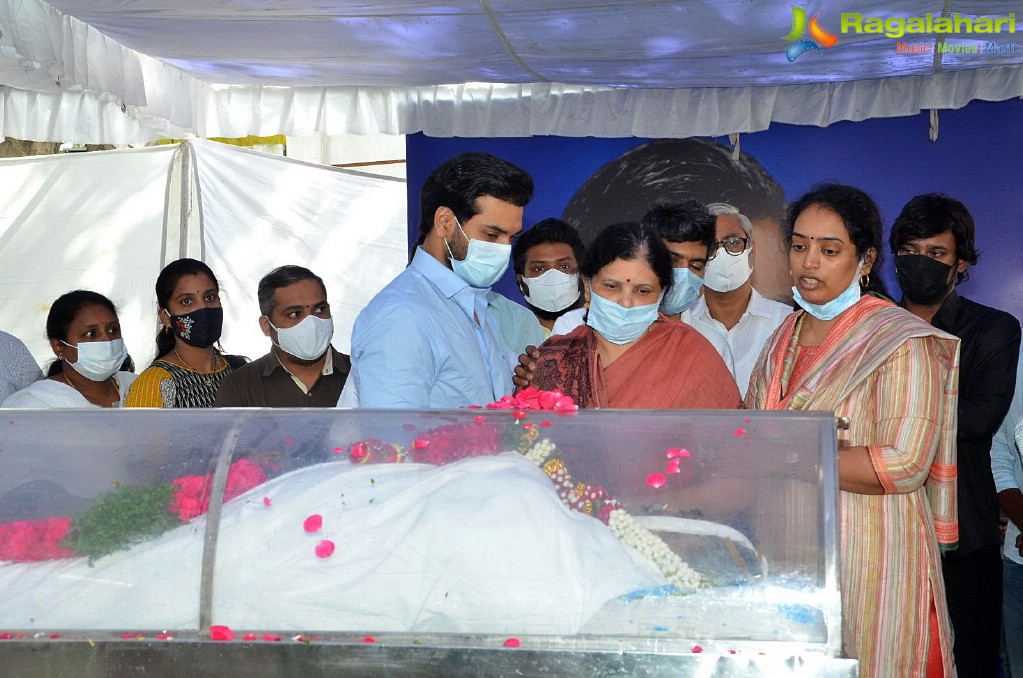 Tollywood Celebs Pay Their Last Respects to Legendary Lyricist Sirivennela Sitaramasastri Garu