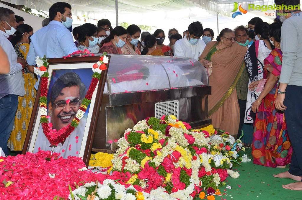 Tollywood Celebs Pay Their Last Respects to Legendary Lyricist Sirivennela Sitaramasastri Garu