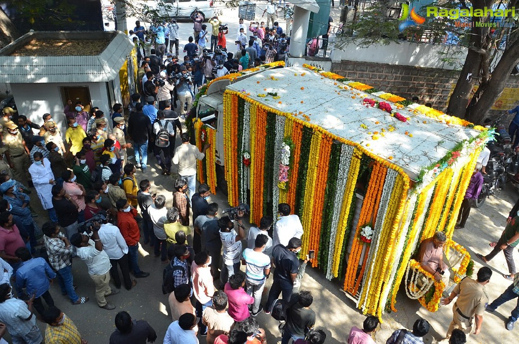Tollywood Celebs Pay Their Last Respects to Legendary Lyricist Sirivennela Sitaramasastri Garu