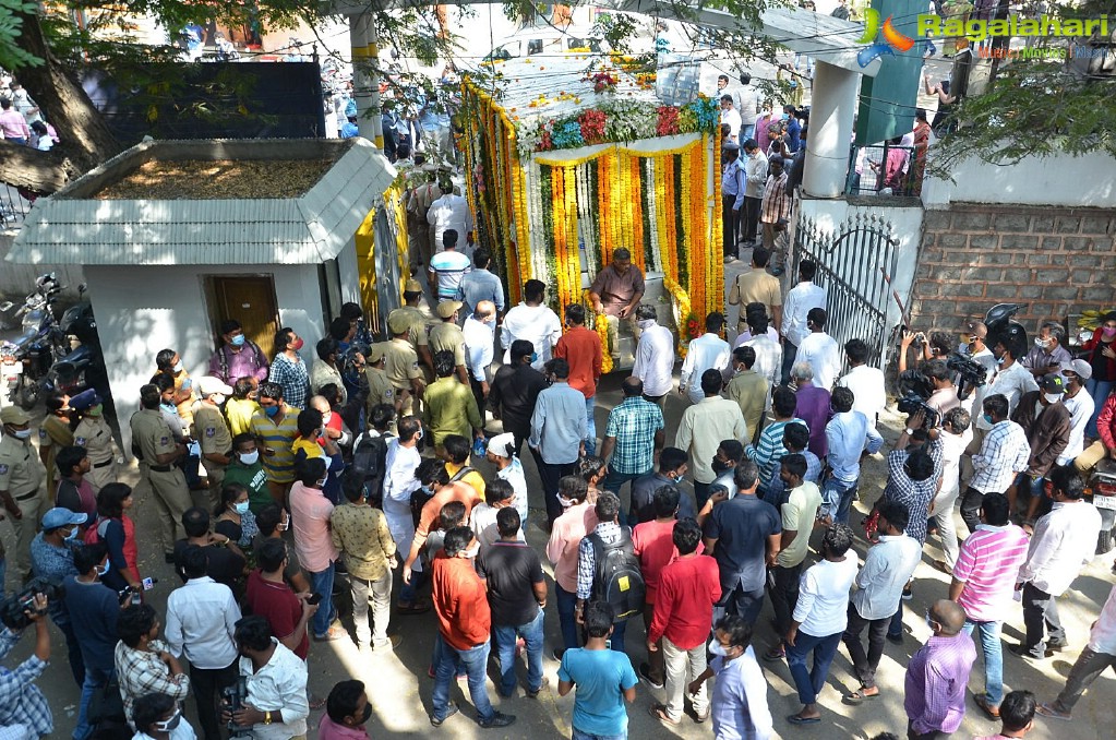 Tollywood Celebs Pay Their Last Respects to Legendary Lyricist Sirivennela Sitaramasastri Garu