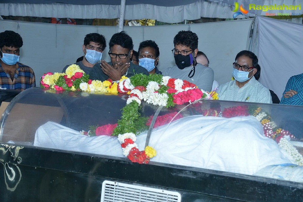 Tollywood Celebs Pay Their Last Respects to Legendary Lyricist Sirivennela Sitaramasastri Garu