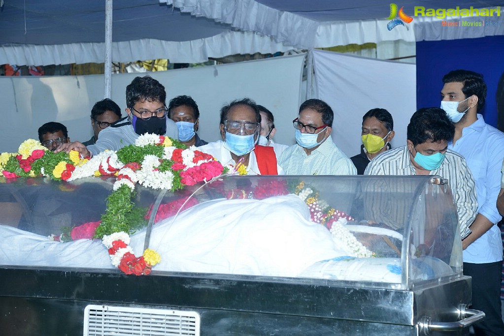 Tollywood Celebs Pay Their Last Respects to Legendary Lyricist Sirivennela Sitaramasastri Garu