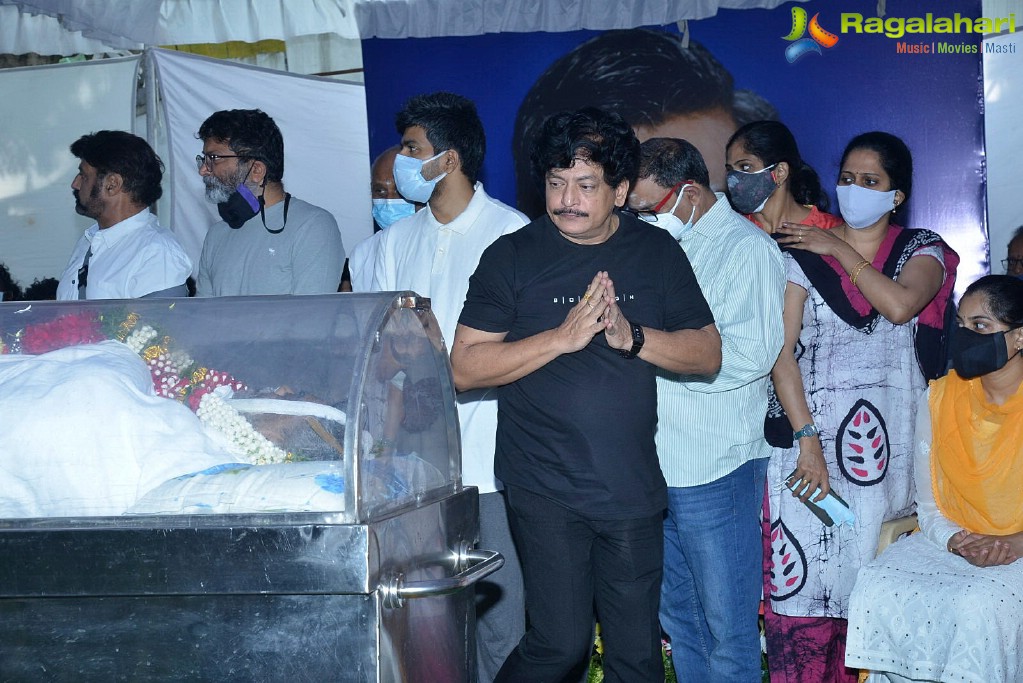 Tollywood Celebs Pay Their Last Respects to Legendary Lyricist Sirivennela Sitaramasastri Garu