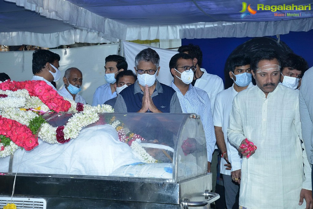 Tollywood Celebs Pay Their Last Respects to Legendary Lyricist Sirivennela Sitaramasastri Garu