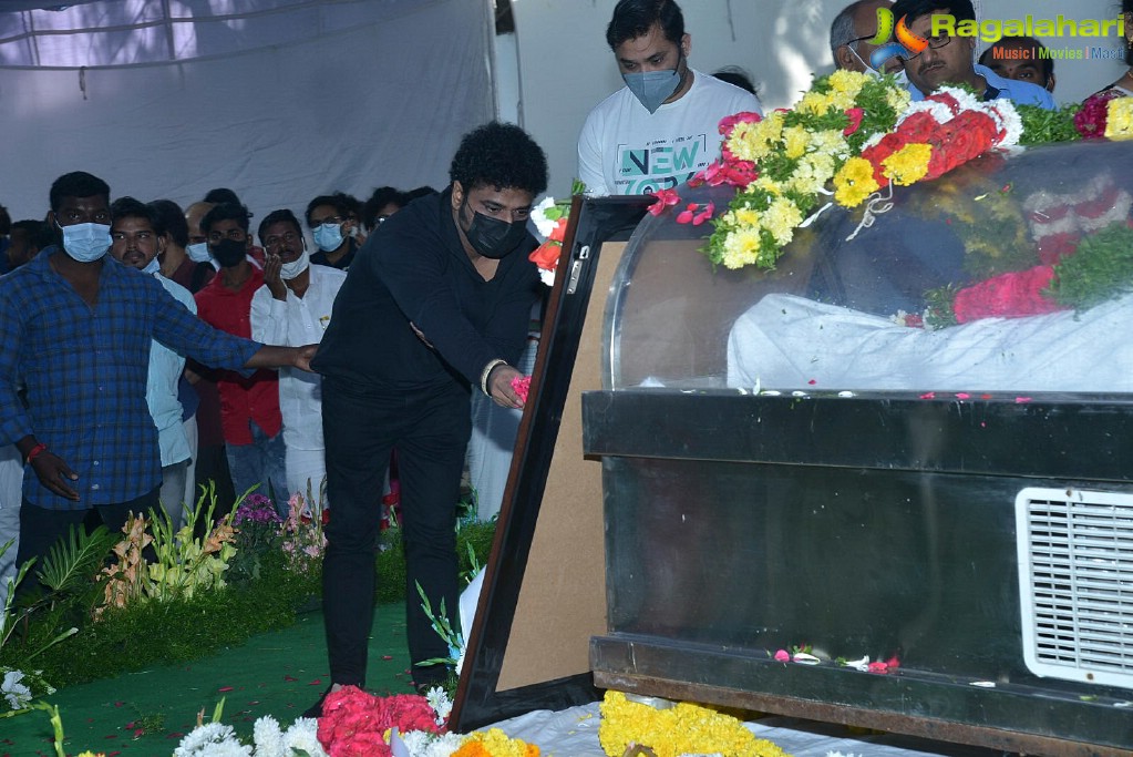 Tollywood Celebs Pay Their Last Respects to Legendary Lyricist Sirivennela Sitaramasastri Garu