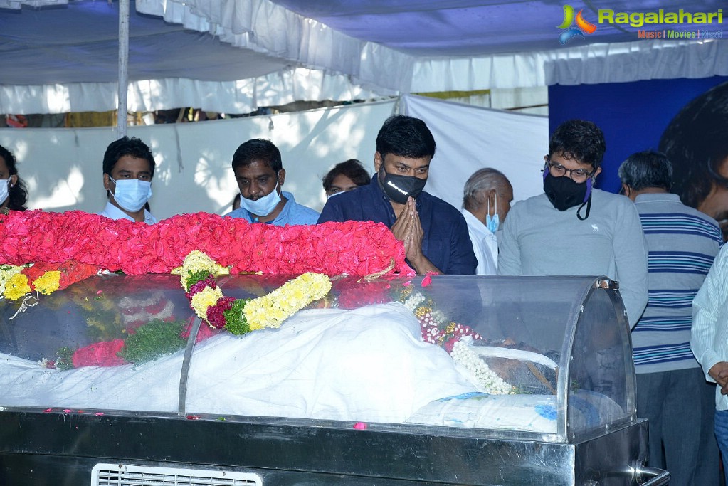 Tollywood Celebs Pay Their Last Respects to Legendary Lyricist Sirivennela Sitaramasastri Garu