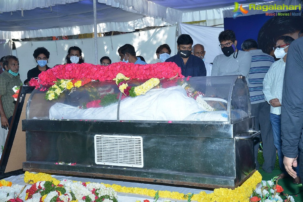 Tollywood Celebs Pay Their Last Respects to Legendary Lyricist Sirivennela Sitaramasastri Garu