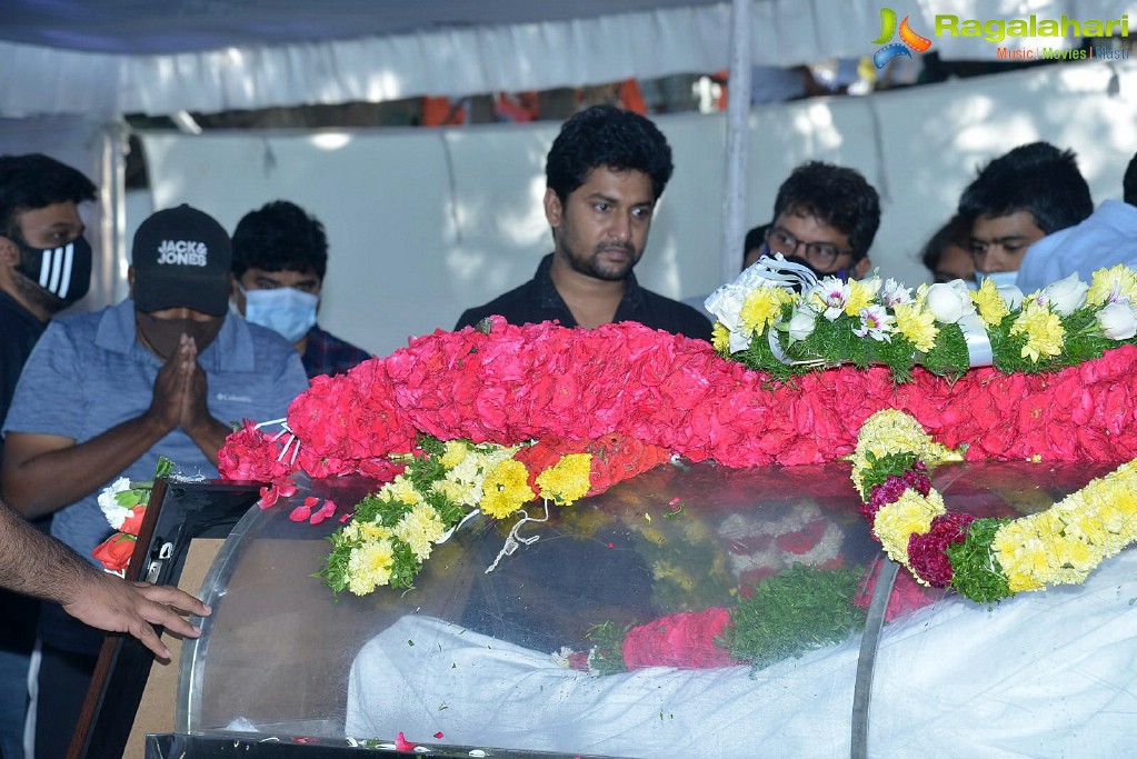 Tollywood Celebs Pay Their Last Respects to Legendary Lyricist Sirivennela Sitaramasastri Garu