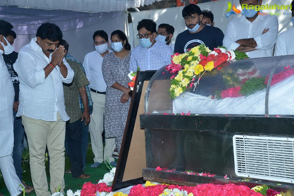 Tollywood Celebs Pay Their Last Respects to Legendary Lyricist Sirivennela Sitaramasastri Garu