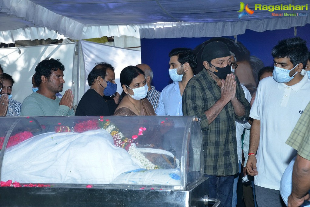 Tollywood Celebs Pay Their Last Respects to Legendary Lyricist Sirivennela Sitaramasastri Garu