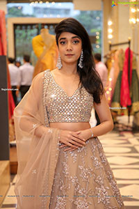 Neeru's Unveils It's 'The Lehengas Festival'