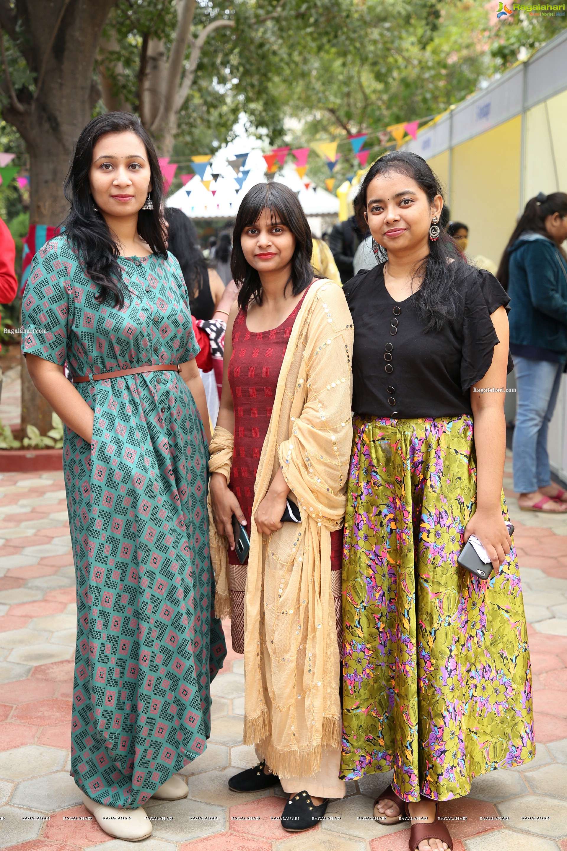 Craft Bazar 'Vividhkala' - A Fashion Exavaganza at NIFT Centre Square