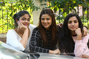 Kalpika Ganesh, Divya Sripada & Priyanka Sharma Stills