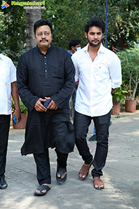 Celebs Pay Their Last Respects to Superstar Krishna