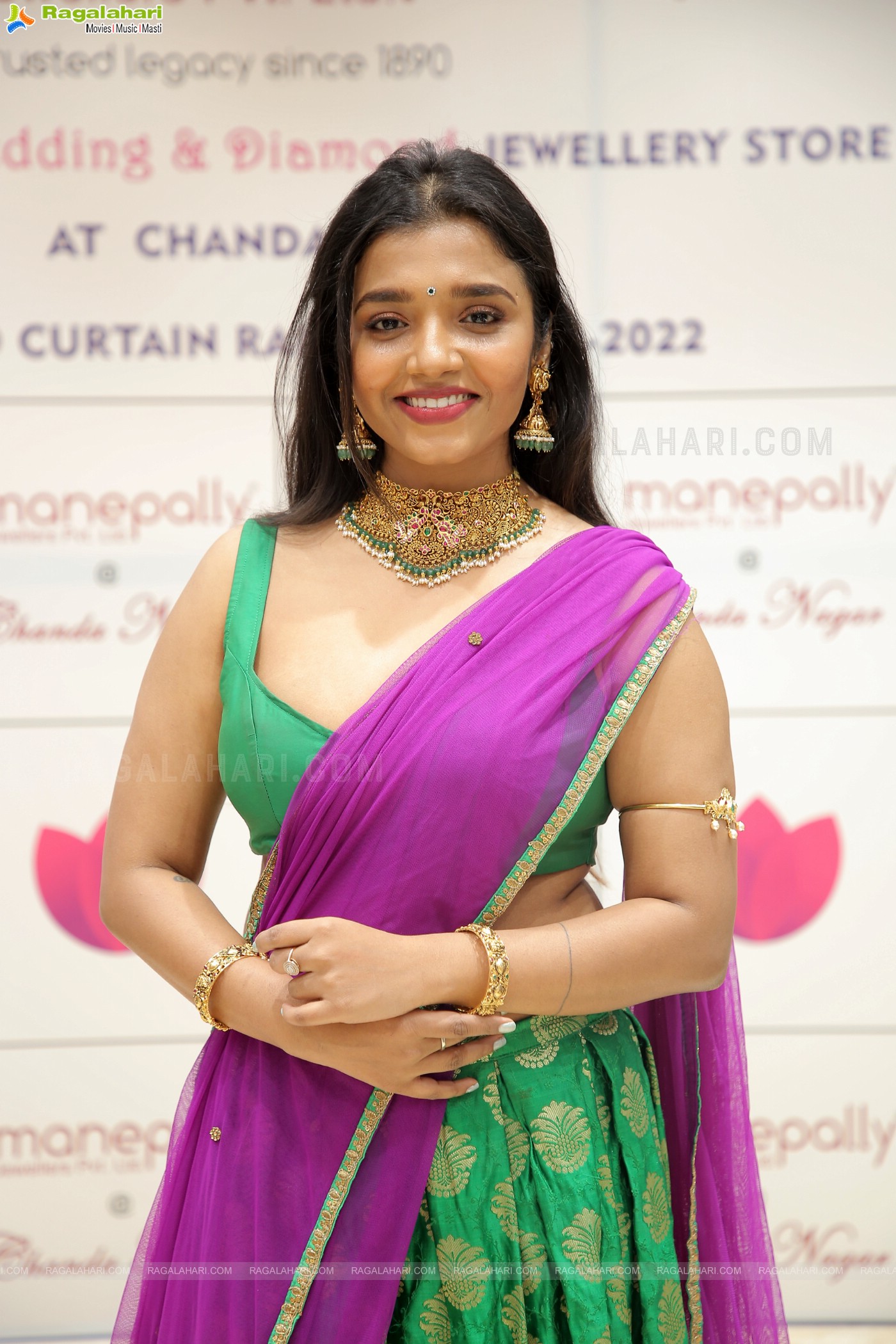 Manepally Jewellers 5th Showroom Curtain Raiser and Jewellery Showcase