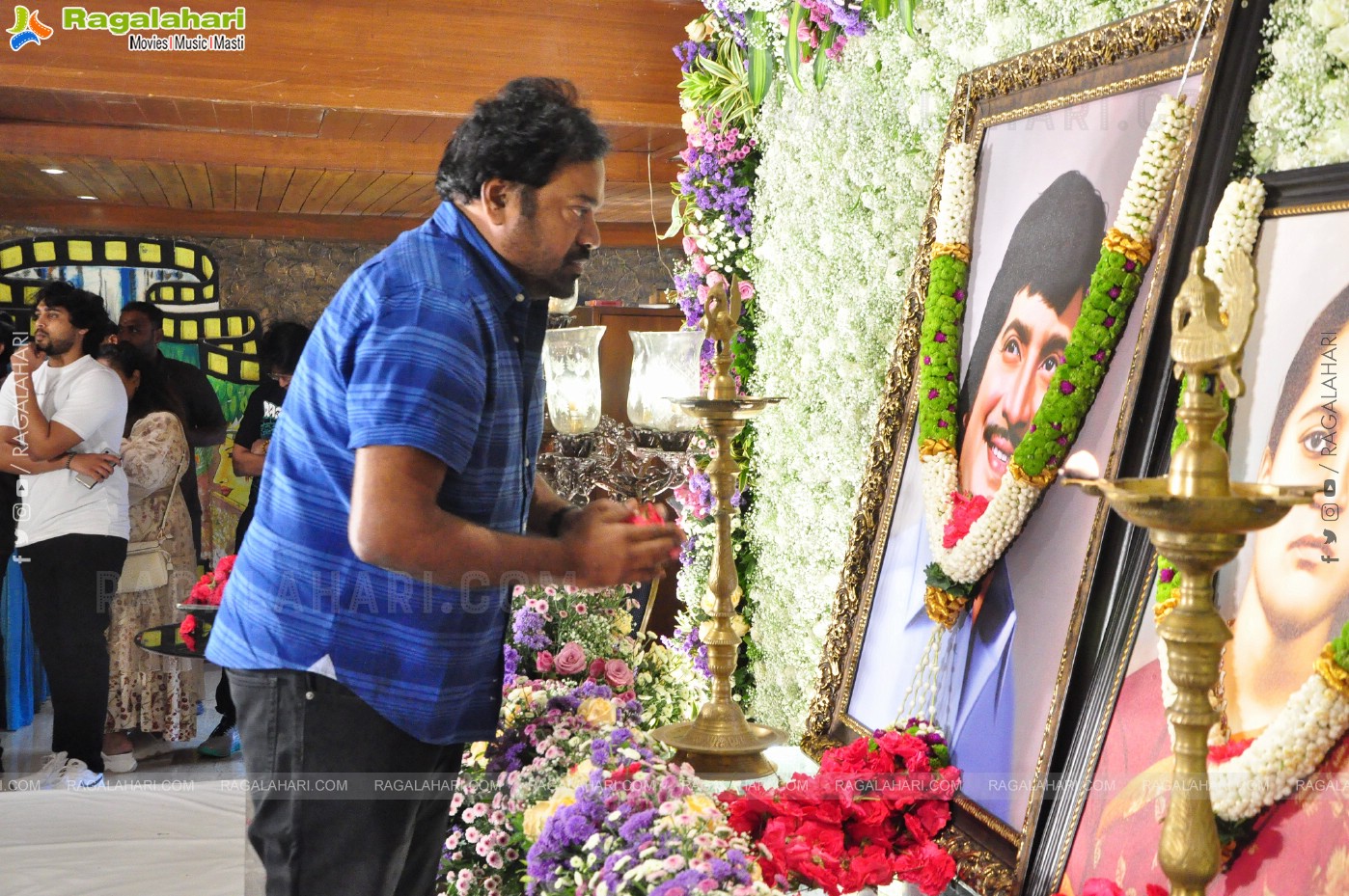 Mahesh Babu Remembers father Krishna on his first death anniversary