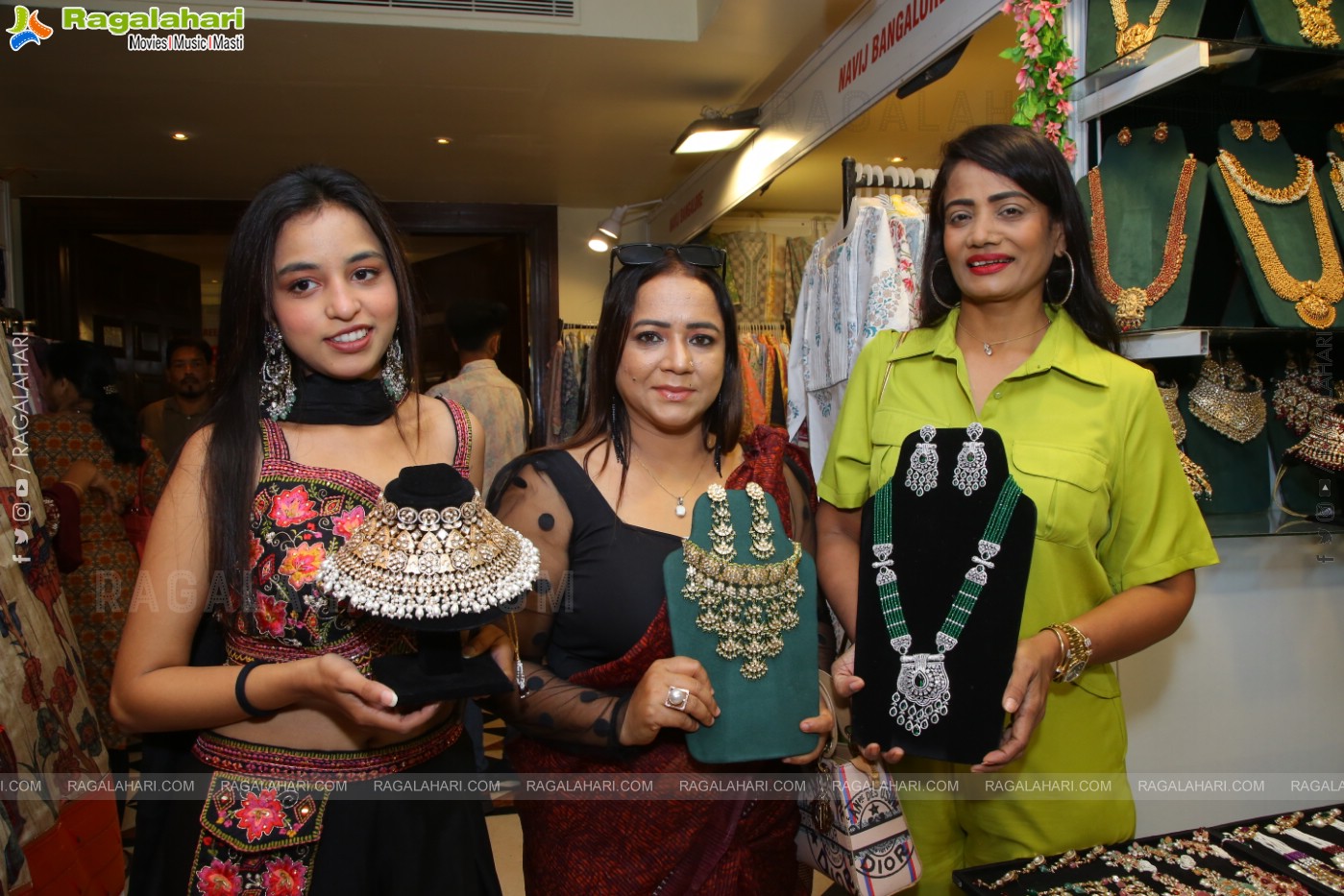 Grand Inauguration of the Sutraa Exhibition at Hotel Taj Krishna