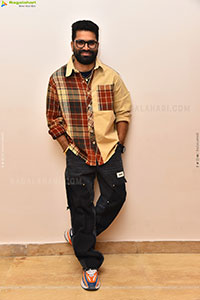 Allari Naresh's 12A Railway Colony Movie Prerelease Event