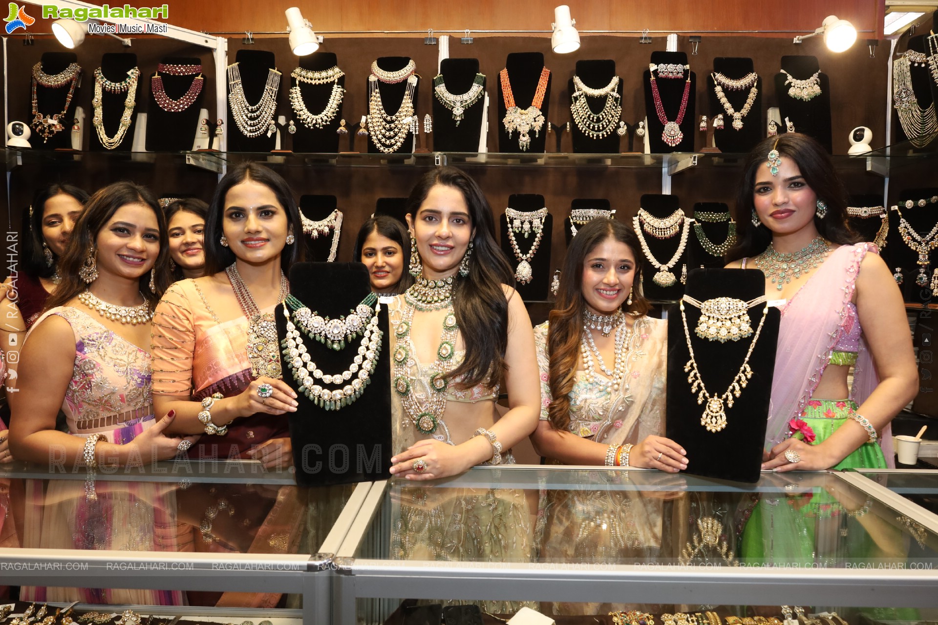 Grand Launch of Hi Life Exhibition - An Exclusive Fashion Special Edition, Hyderabad