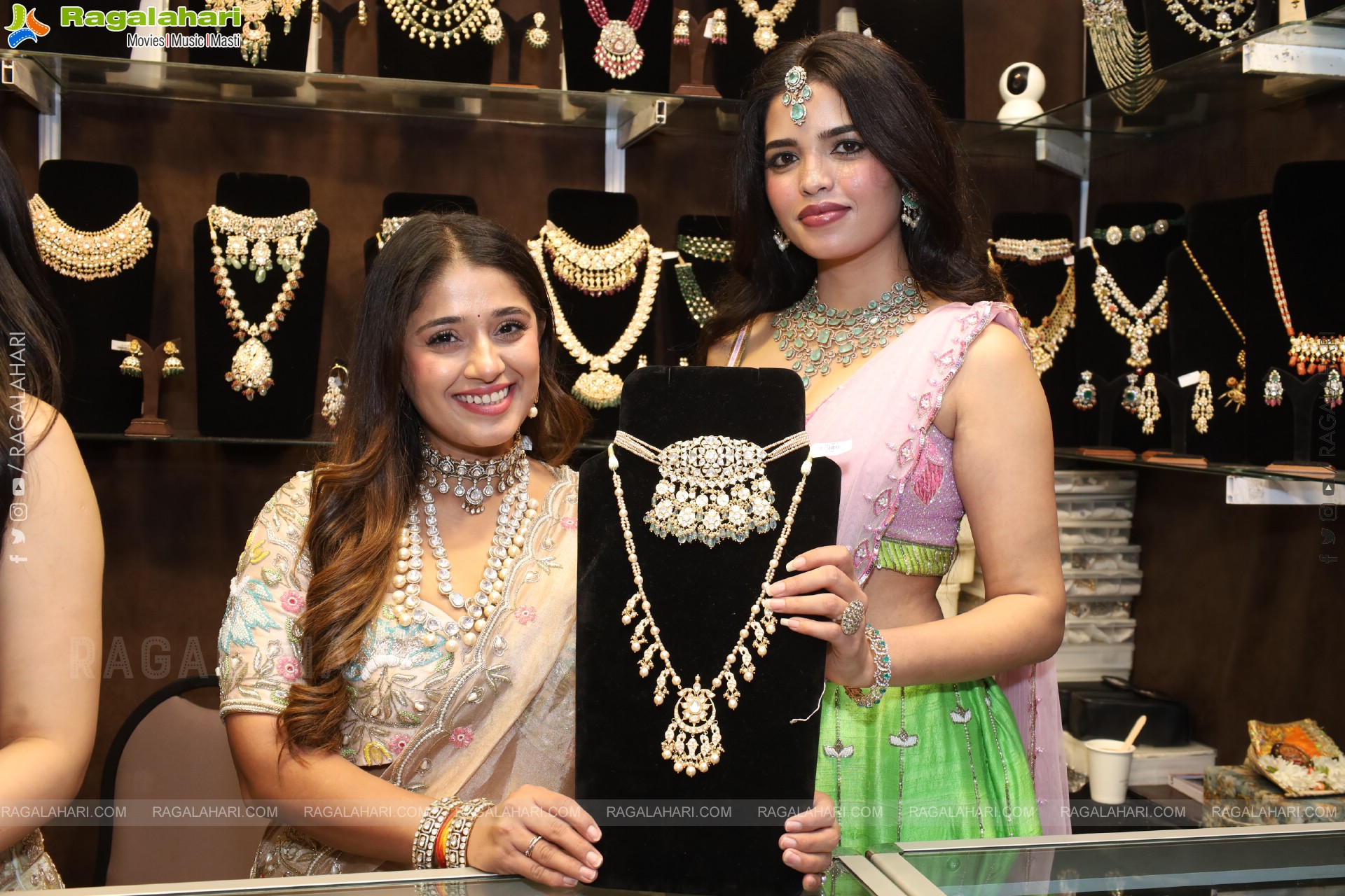 Grand Launch of Hi Life Exhibition - An Exclusive Fashion Special Edition, Hyderabad