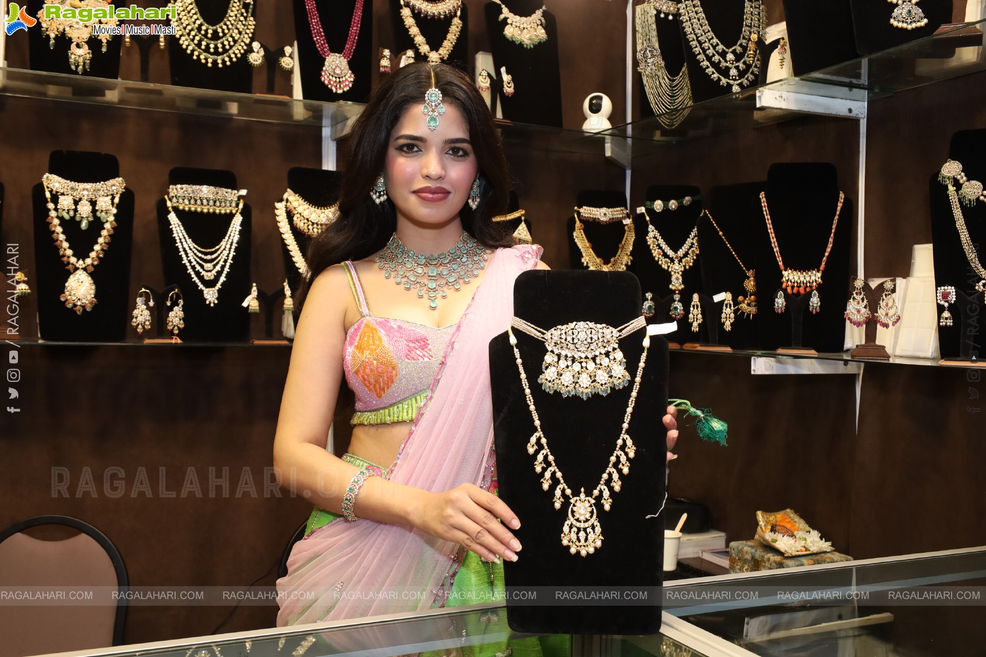 Grand Launch of Hi Life Exhibition - An Exclusive Fashion Special Edition, Hyderabad