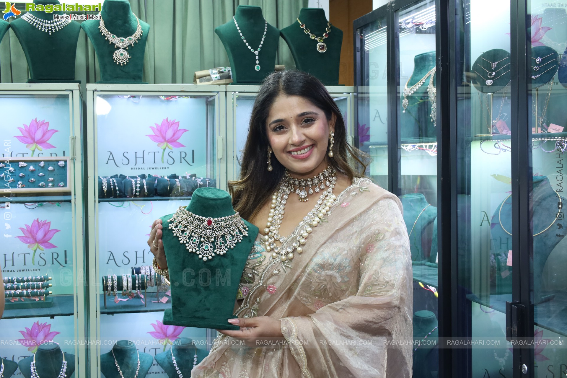 Grand Launch of Hi Life Exhibition - An Exclusive Fashion Special Edition, Hyderabad