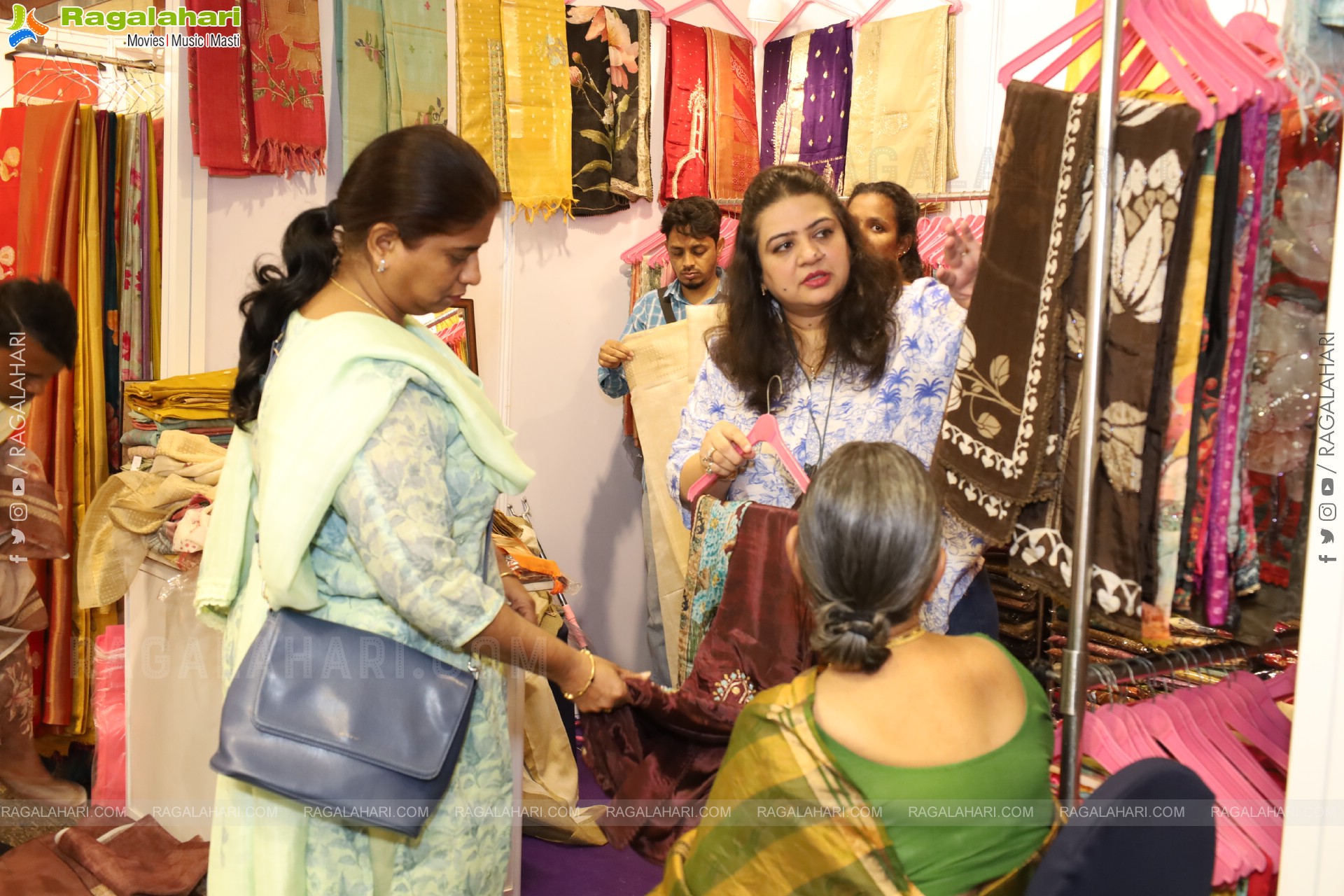 Grand Launch of Hi Life Exhibition - An Exclusive Fashion Special Edition, Hyderabad