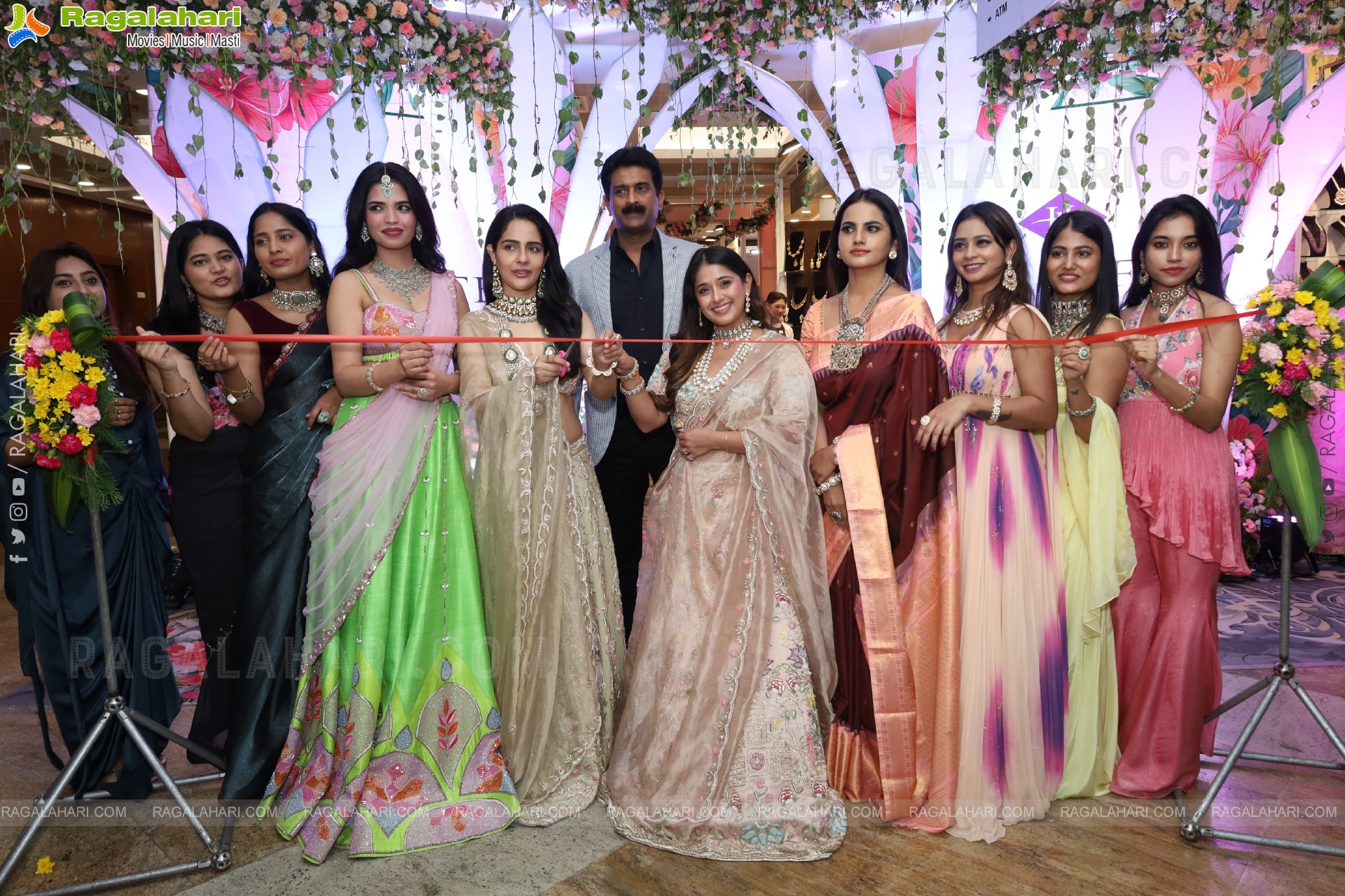 Grand Launch of Hi Life Exhibition - An Exclusive Fashion Special Edition, Hyderabad