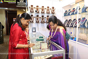 Hi Life Exhibition: An Exclusive Fashion Special Edition 