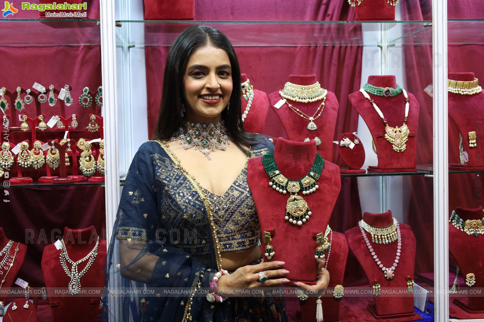 Hi Life Exhibition: Grand Launch and Fashion Special Exhibition 