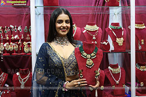 Hi Life Grand Launch and Fashion Special Exhibition 