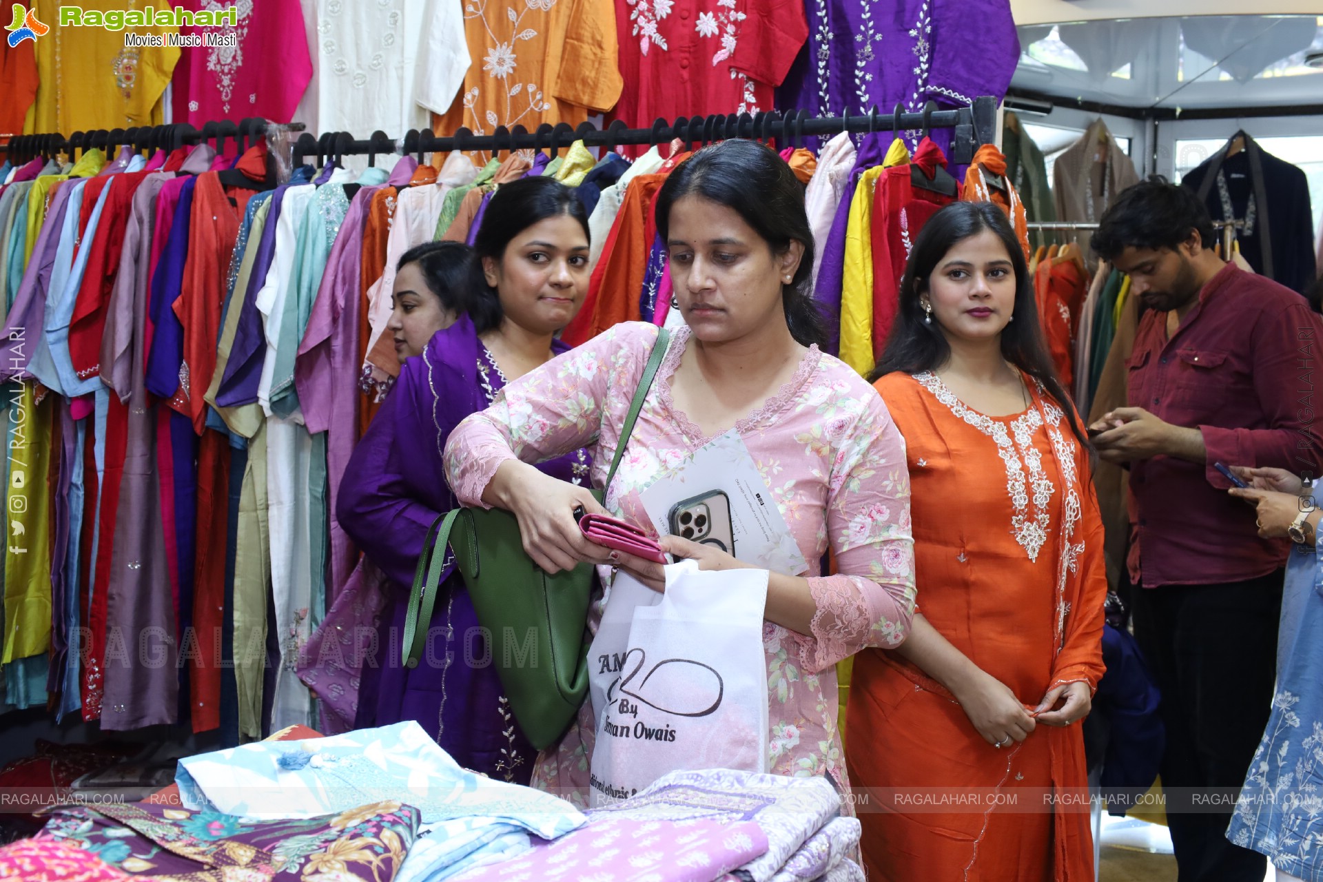 Hi Life Exhibition: Grand Launch and Fashion Special Exhibition 