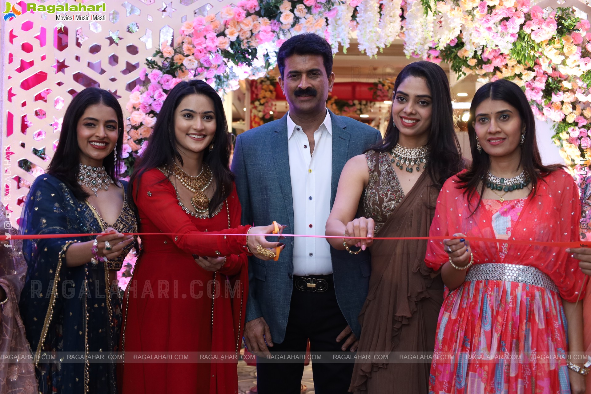 Hi Life Exhibition: Grand Launch and Fashion Special Exhibition 