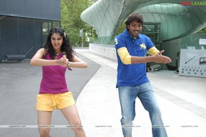 Allari Naresh, Kamna Jetmalani, Meghana