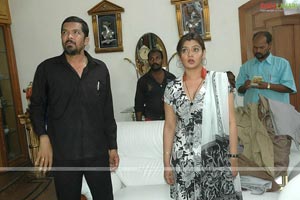 Posani Krishna Murali, Aarti Agarwal