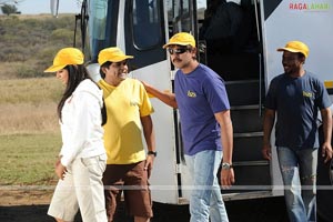 Jagapathi Babu, Priyamani, Hamsanandini, Madhu Sharma