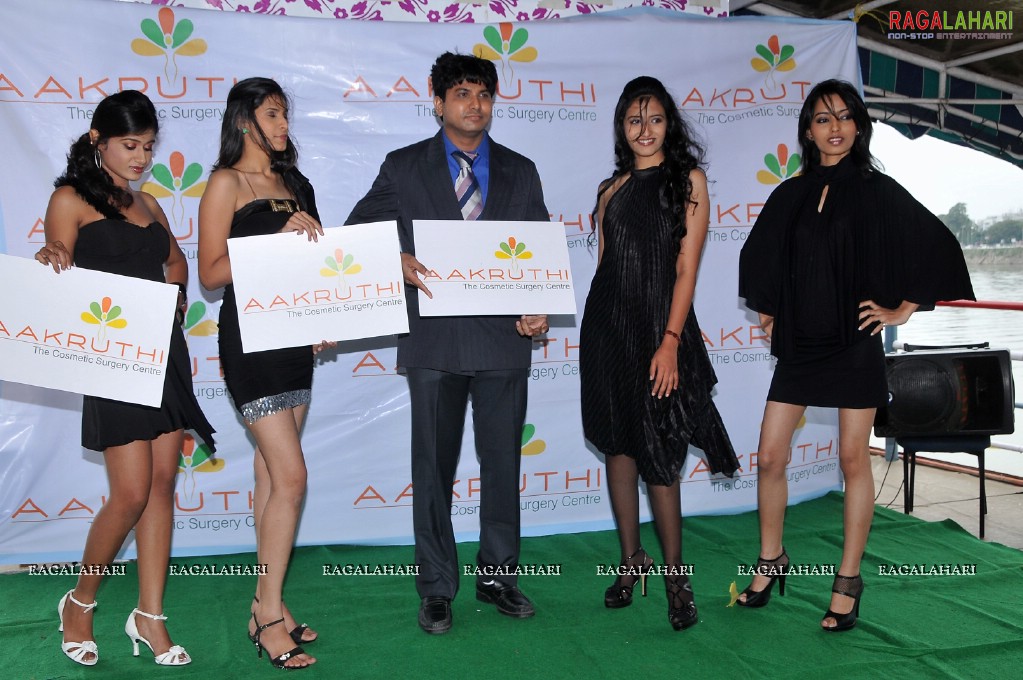 Aakruthi Cosmetic Surgery Centre Fashion Show