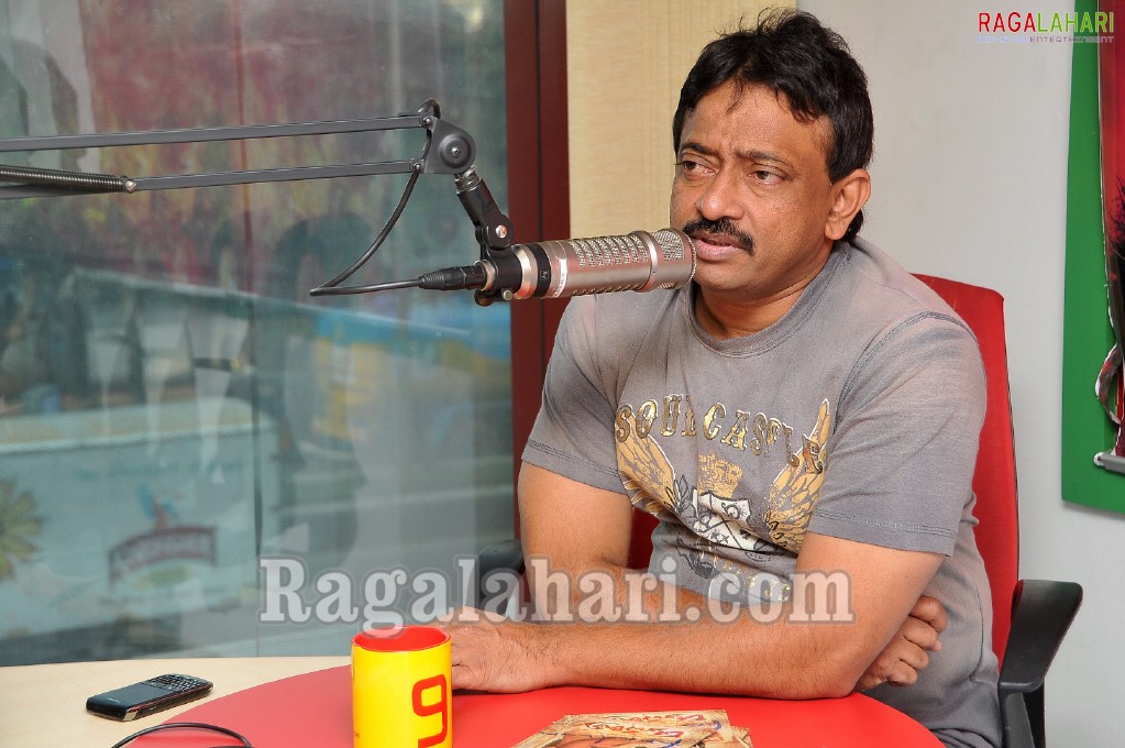 Rakta Charitra Promotion at Radio Mirchi, Hyd