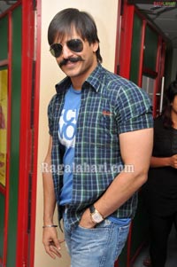 Ram Gopal Varma, Vivek Oberoi at Radio Mirchi