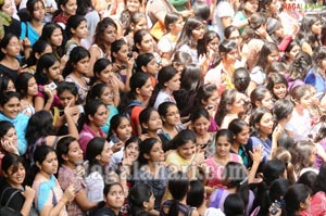 Ranbir Kapoor, Priyanka Chopra at Villa Marie College