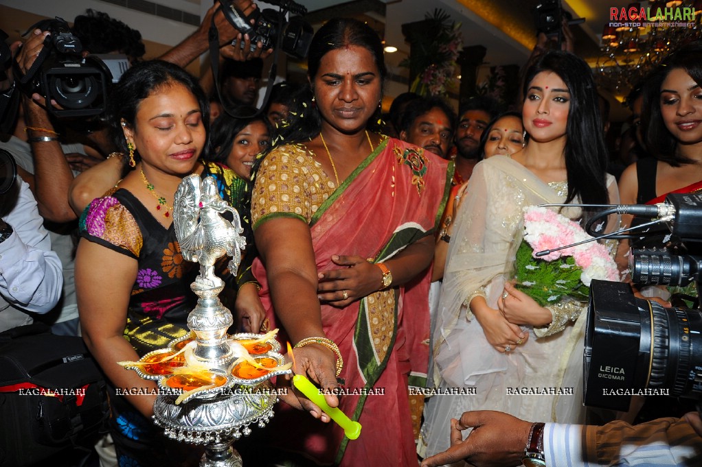 Kalamandir Showroom Launch