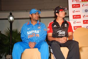 Airtel India-England ODI Series Oct 2011 Trophy Unveiling