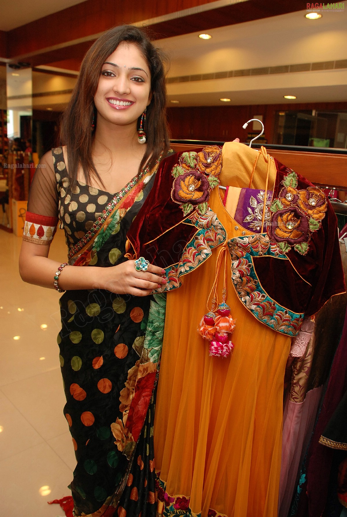 Banjara Sanskriti Diwali 2011 Designer Collection Launch